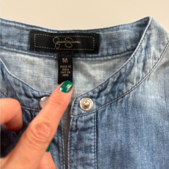 Jessica Simpson Blue Denim Blouse M - Picture 2 of 6